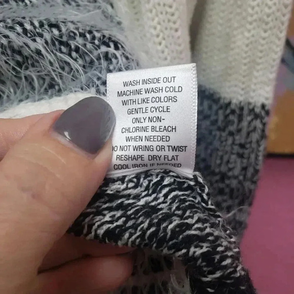 Candie's Super Soft Drape Front Cardigan - Picture 3 of 6